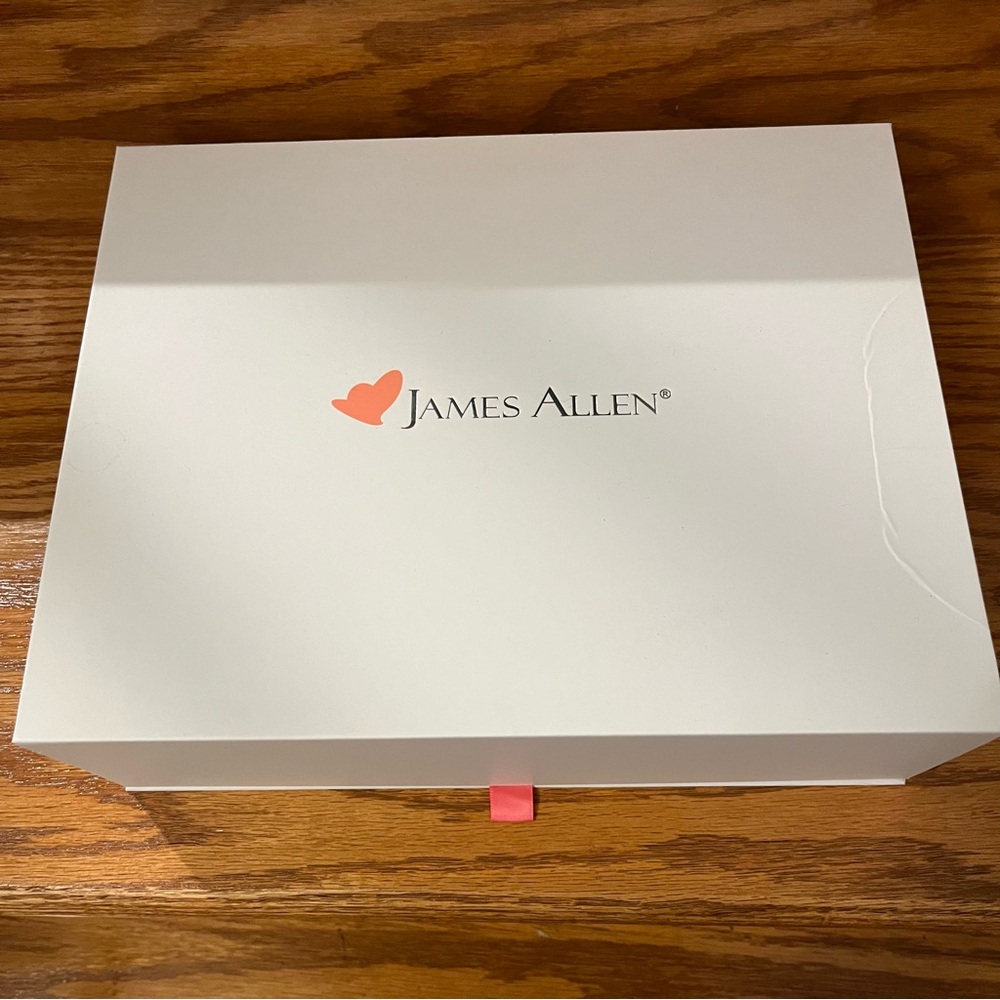 James Allen ring box